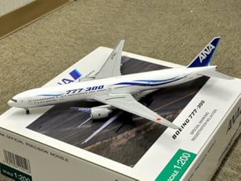 Amazon.co.jp: 全日空 ANA 1/200 B777-300 JA752A 「風」特別